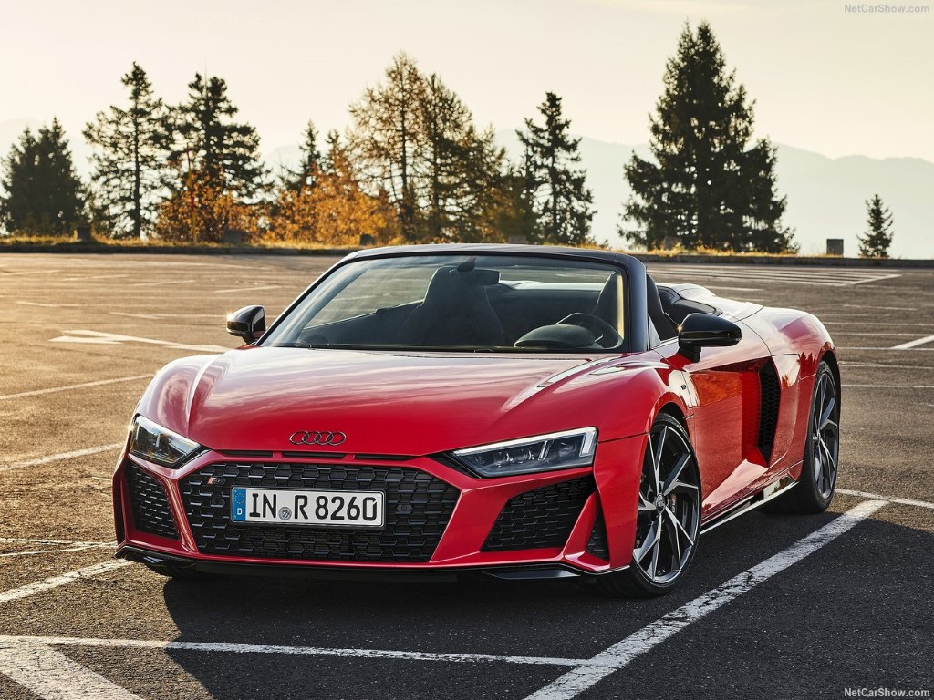 Audi R8 Spyder 5.2 FSI V10 RWD